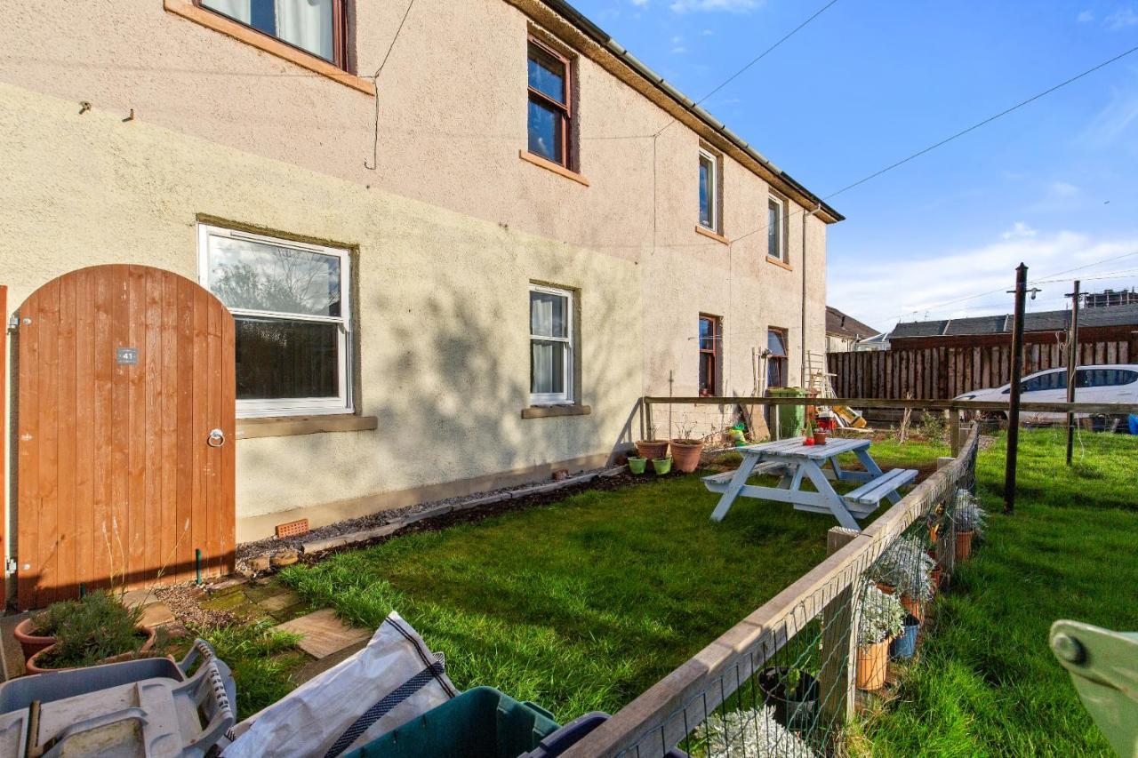 Cosy 2-Bdr Apartment & 15 Minutes To Edinburgh By Train & Free Parking Prestonpans المظهر الخارجي الصورة